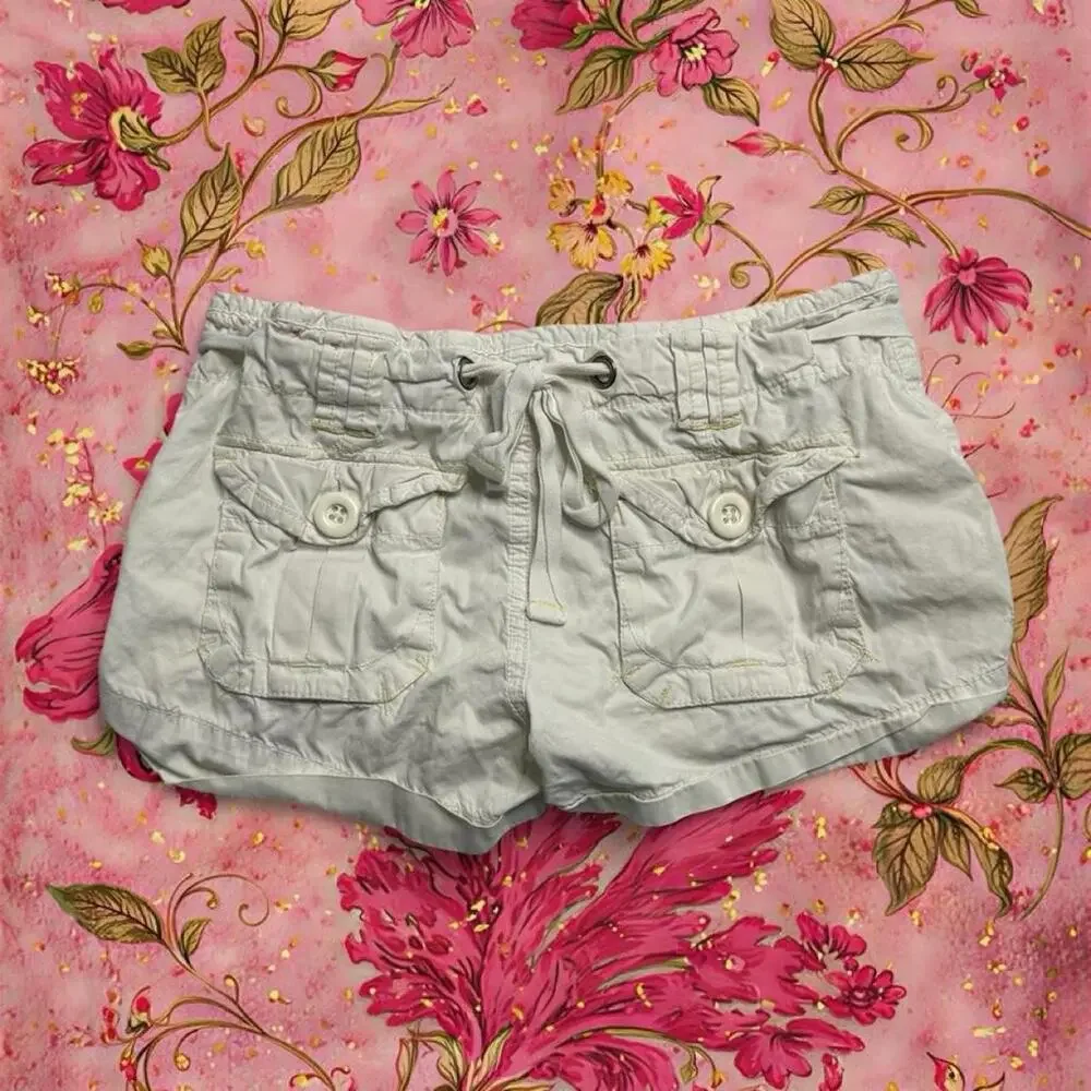 American Eagle Outfitters white low